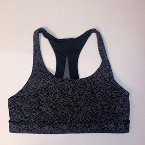 Lululemon invigorate sports bra